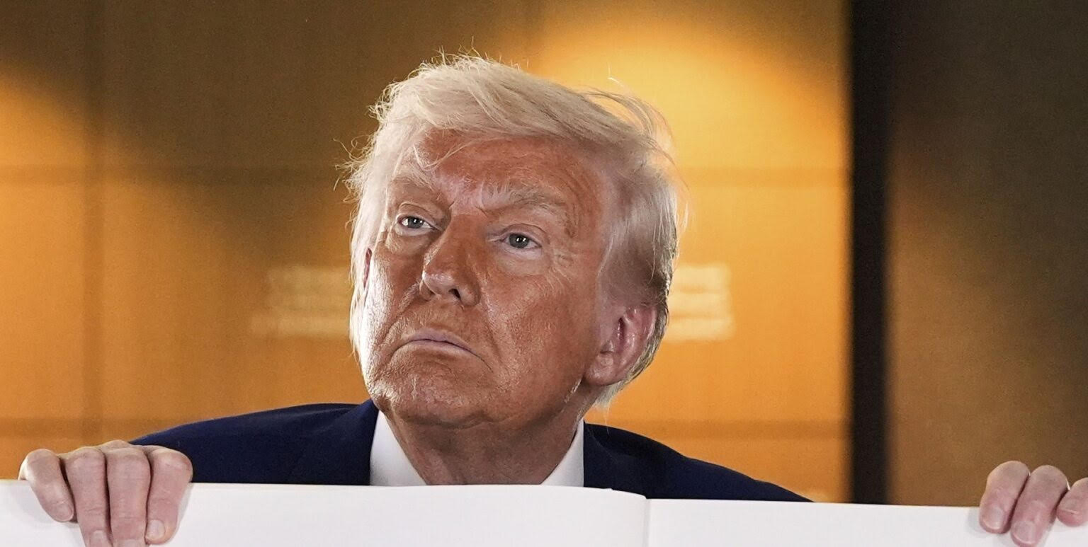 Na protestoch proti Trumpovi sa podľa odhadov zúčastnilo 8 mil. ľudí