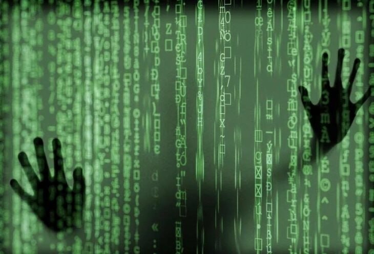 Koniec hotovosti a anonymity: EÚ spúšťa systém totálnej kontroly