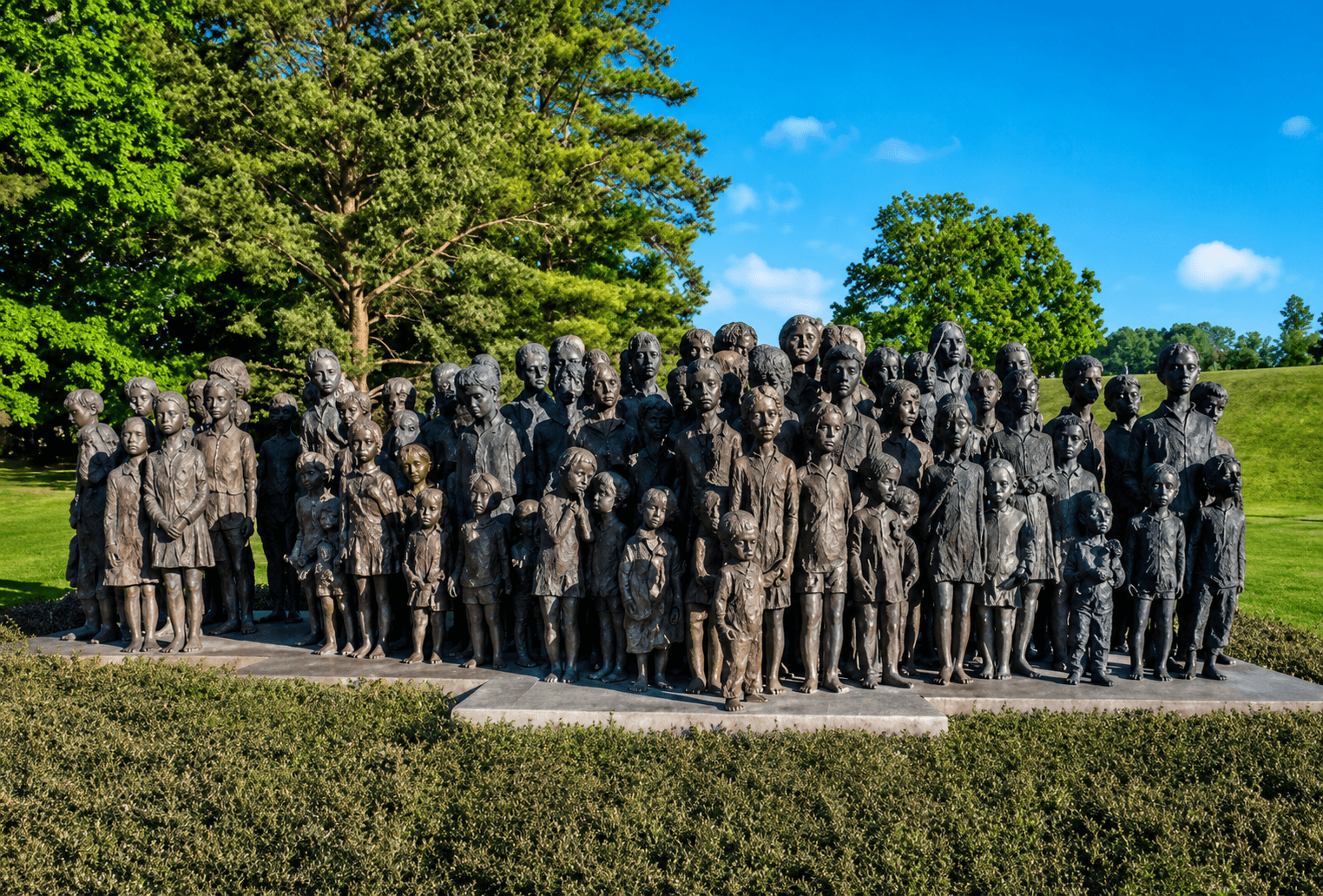 Dušan Stríž: Lidice, tragédia, na ktorú nesmieme zabudnúť